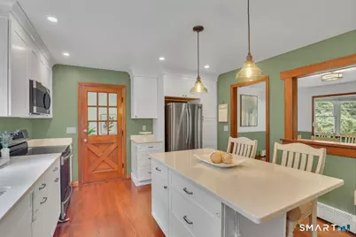 186 Alps Road, Branford, CT 06405 - Photo 9