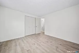 10 Post Rd, Enfield, CT 06082 - Photo 17
