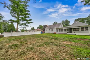 10 Post Rd, Enfield, CT 06082 - Photo 31