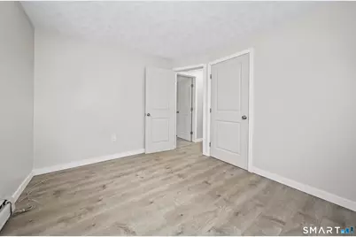 10 Post Road, Enfield, CT 06082 - Photo 19