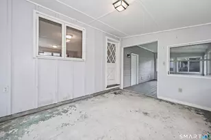 10 Post Rd, Enfield, CT 06082 - Photo 29
