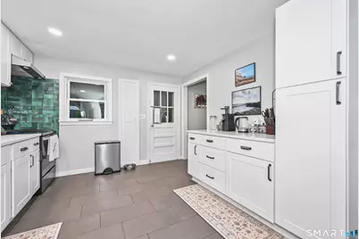124 Blackberry Hill Road, Beacon Falls, CT 06403 - Photo 11