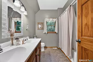 328 Shetucket Turnpike, Voluntown, CT 06384 - Photo 29