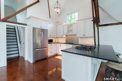 200 Whitfield Street #Carriage House (rear), Guilford, CT 06437 - Photo 9