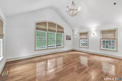 215 Cross Ridge Road, New Canaan, CT 06840 - Photo 19