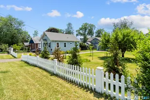 16 St Charles Ave, Stamford, CT 06907 - Photo 27