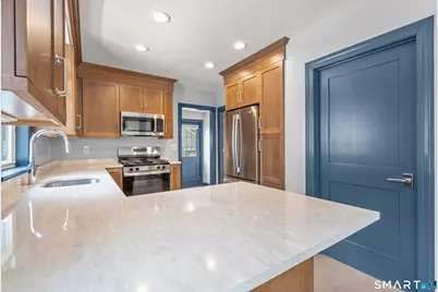 16 Saint Charles Avenue, Stamford, CT 06907 - Photo 7