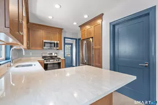 16 St Charles Ave, Stamford, CT 06907 - Photo 7
