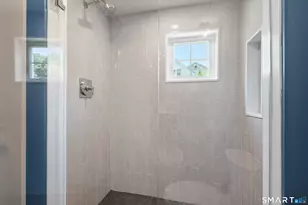 16 St Charles Ave, Stamford, CT 06907 - Photo 19