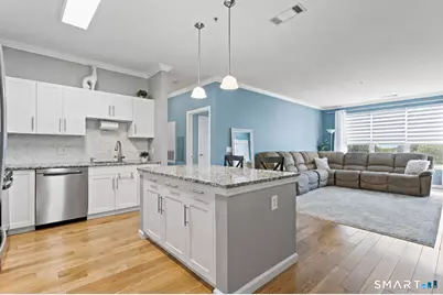 35 West Broad Street #305, Stamford, CT 06902 - Photo 3