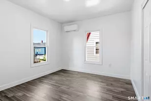 52 4th St, Hamden, CT 06514 - Photo 17