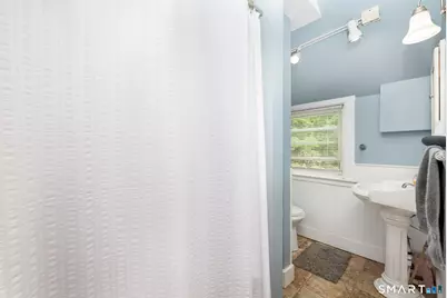 11 Colver Street, New London, CT 06320 - Photo 27