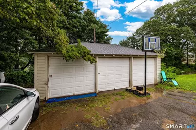 11 Colver Street, New London, CT 06320 - Photo 19