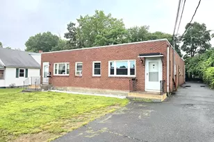 148 Sisson St, East Hartford, CT 06118 - Photo 1