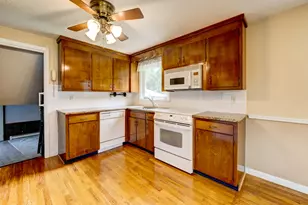 238 Skinner Rd, Vernon, CT 06066 - Photo 15