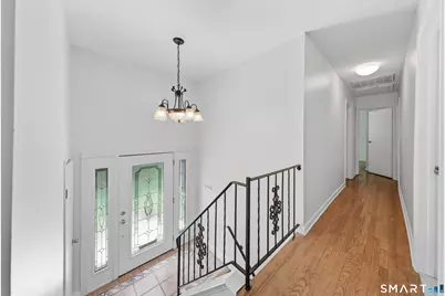 719 Mountain Laurel Road, Fairfield, CT 06824 - Photo 7