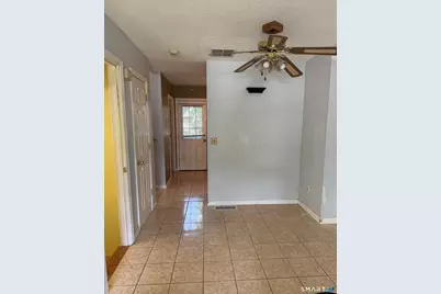 21 Silver Lane #B2, East Hartford, CT 06118 - Photo 5