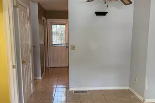 21 Silver Ln, East Hartford, CT 06118 - Photo 5