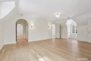 1085 Ridge Rd, Hamden, CT 06517 - Photo 27