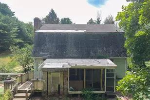 660 E Thompson Rd, Thompson, CT 06277 - Photo 5