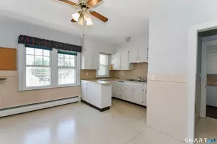 643 Burritt St, New Britain, CT 06053 - Photo 23