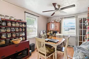 14 Pine Hill Rd, Enfield, CT 06082 - Photo 11
