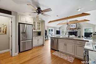 313 Old Post Rd, Fairfield, CT 06824 - Photo 23