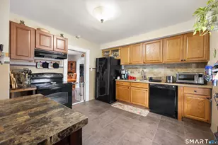 34 Wooster Ave, Waterbury, CT 06708 - Photo 13