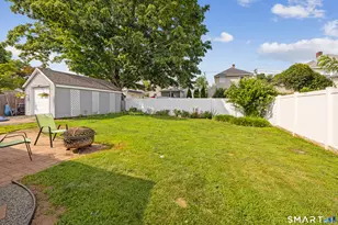 23 Rowe St, East Haven, CT 06512 - Photo 37