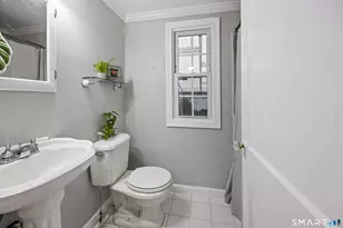23 Rowe St, East Haven, CT 06512 - Photo 13