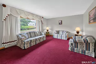 124 Judith Ln, Waterbury, CT 06704 - Photo 9