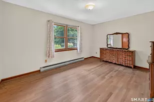 124 Judith Ln, Waterbury, CT 06704 - Photo 17