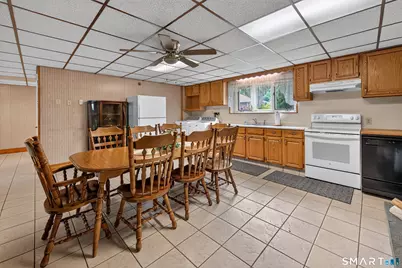 124 Judith Lane, Waterbury, CT 06704 - Photo 21