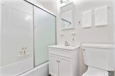 2625 Park Avenue #11F, Bridgeport, CT 06604 - Photo 15