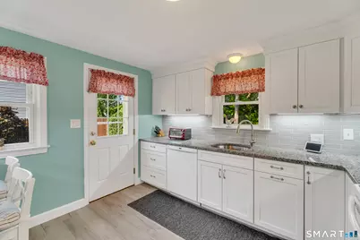 47 Earl Street, Manchester, CT 06040 - Photo 15
