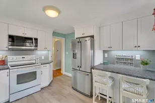 47 Earl St, Manchester, CT 06040 - Photo 17