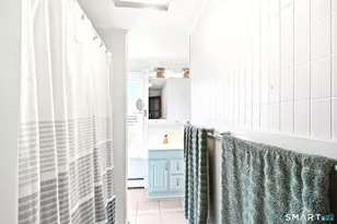 13 Snowden St, Waterford, CT 06385 - Photo 37