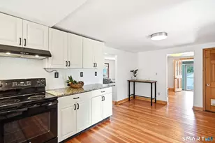 13 Snowden St, Waterford, CT 06385 - Photo 13