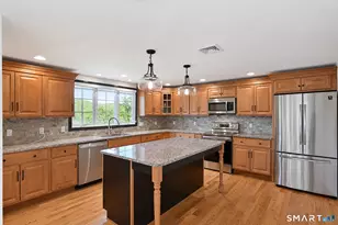 36 Sunset Trail, New Fairfield, CT 06812 - Photo 5