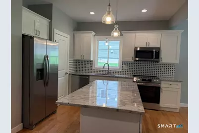 669 Meriden Avenue #1, Southington, CT 06489 - Photo 3