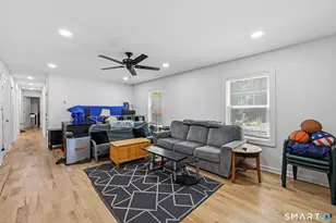 247 Eckart St, Bridgeport, CT 06606 - Photo 25