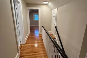 70 Hawthorne St, Bridgeport, CT 06610 - Photo 21
