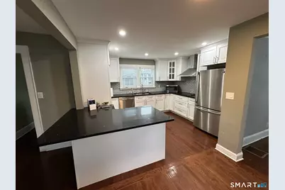 70 Hawthorne Street, Bridgeport, CT 06610 - Photo 5