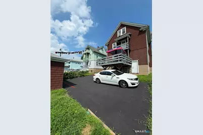 223 Wayne Street #2nd Fl., Bridgeport, CT 06606 - Photo 17