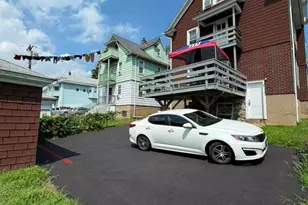 223 Wayne St, Bridgeport, CT 06606 - Photo 17