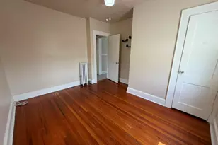 223 Wayne St, Bridgeport, CT 06606 - Photo 5