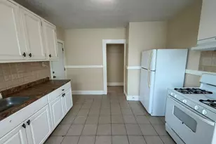 223 Wayne St, Bridgeport, CT 06606 - Photo 15