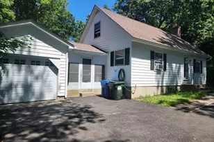 7 Pine St, Norwich, CT 06360 - Photo 29