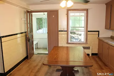 26 Edgewood Street, Meriden, CT 06451 - Photo 13
