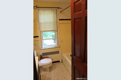 26 Edgewood Street, Meriden, CT 06451 - Photo 17